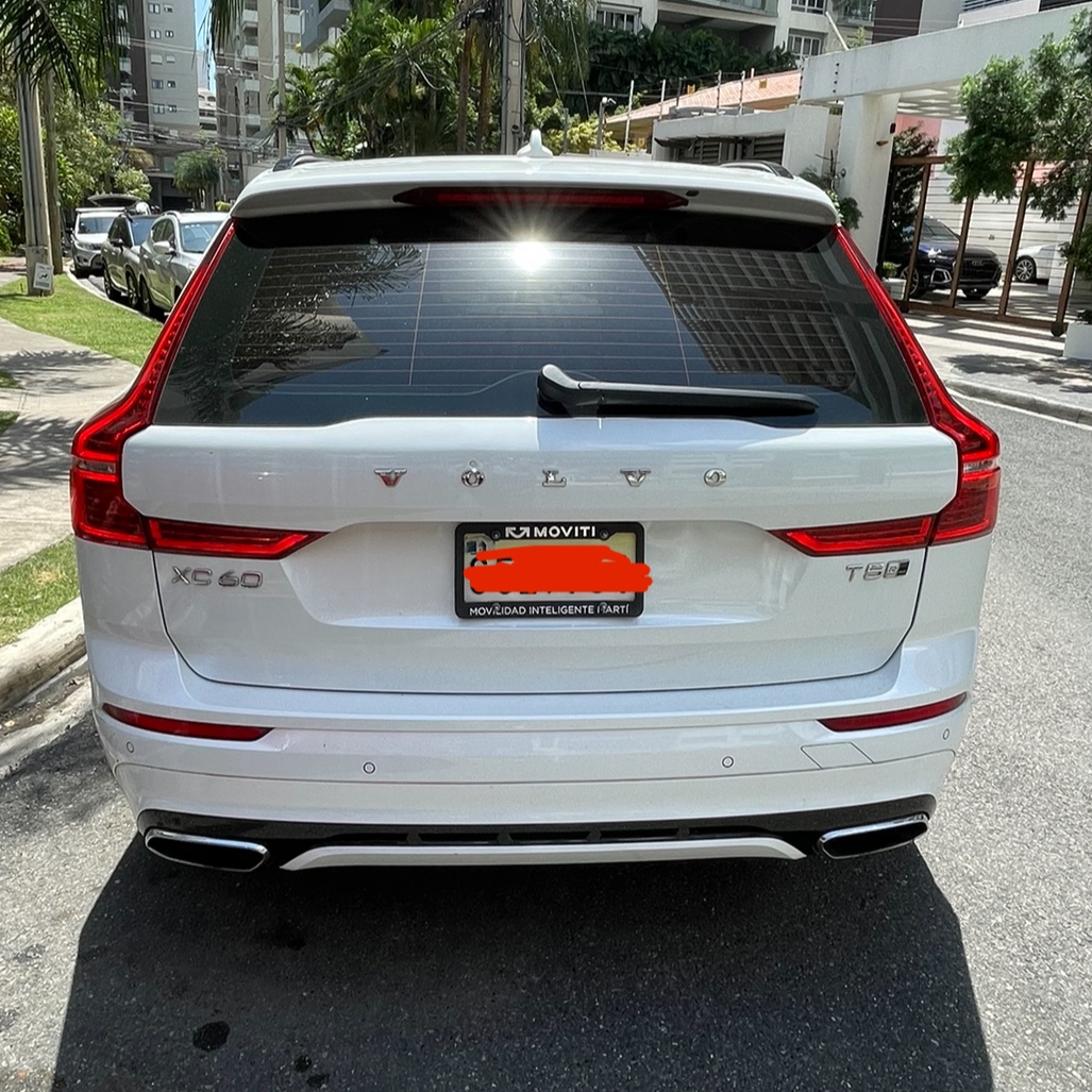Volvo XC60 R-Design (2020)